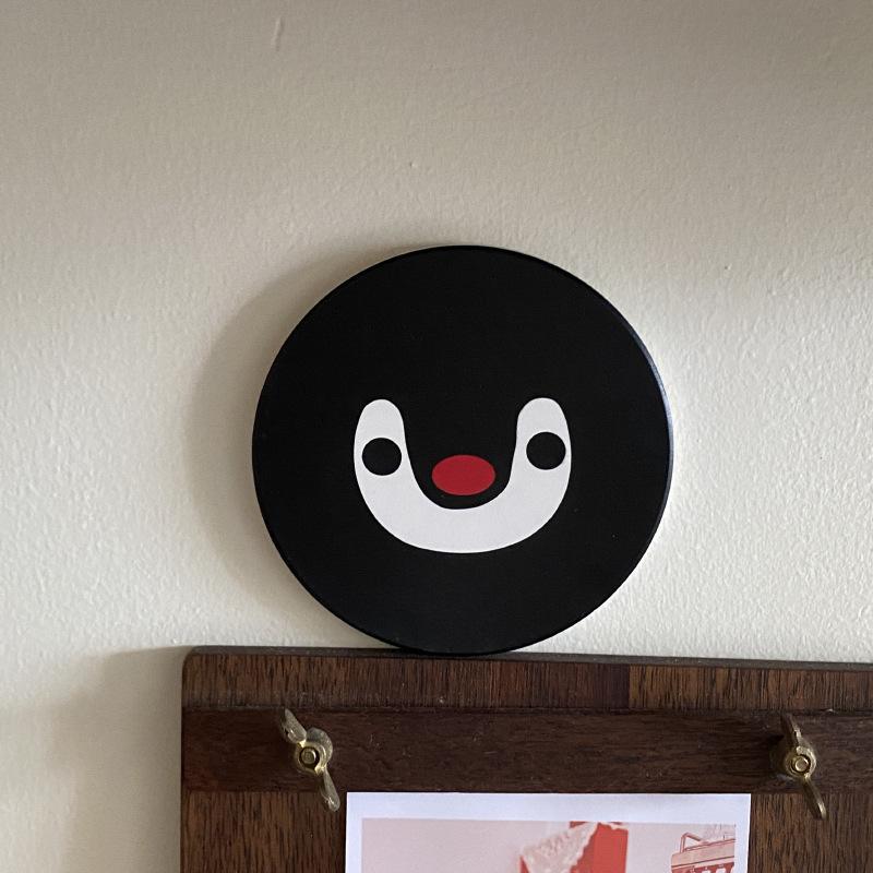 

Нишевая Персонализированная Черная Подставка в виде Пингвина, Креативный Подарок Абсорбирующая Керамическая Подставка Под Кофе Diameter 10.2cm