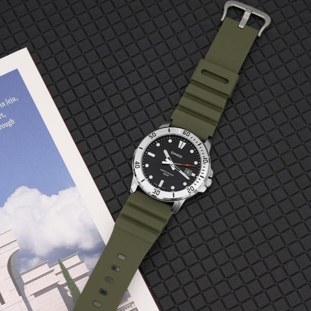 Casio Diverlook Black Marlin Black Round Sporty Urethane Watch