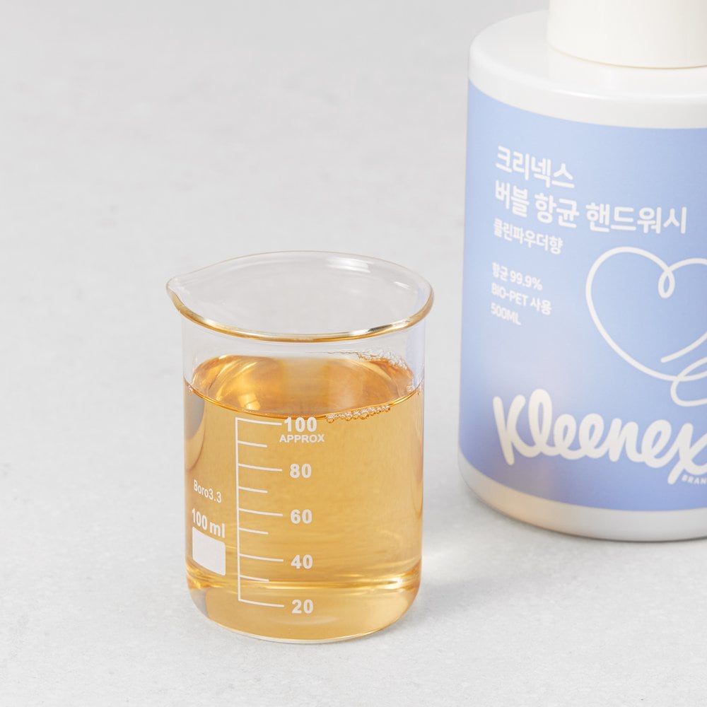 KLEENEX Antybakteryjne mydło do rąk Clean Powder 500ml