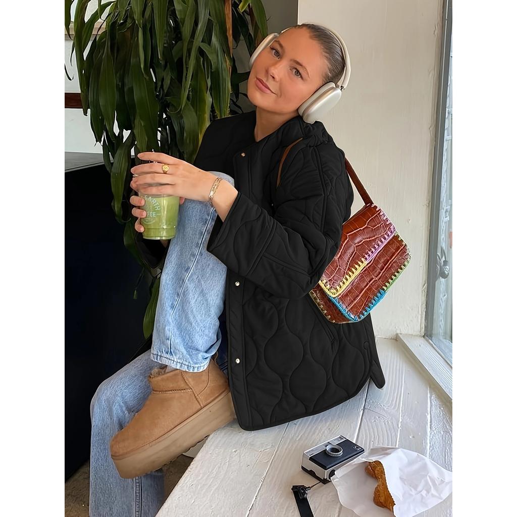 Damska pikowana kurtka do połowy łydki na jesień-zimę 2026, minimalistyczny gładki płaszcz z okrągłym dekoltem, lekko pikowany, luźny krój, casualowa odzież wierzchnia