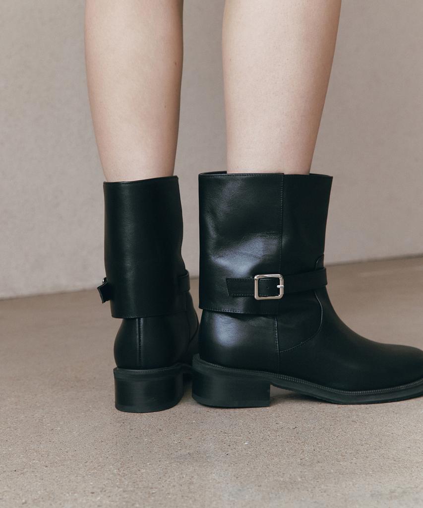 Aprilfor 311C Comfy Buckle Shorts Boots