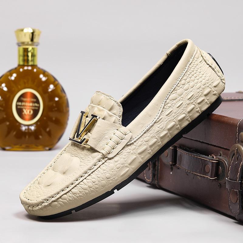 First layer cowhide crocodile pattern beanie shoes large size lazy driving shoes British casual shoes genuine leather cowhide men's shoes