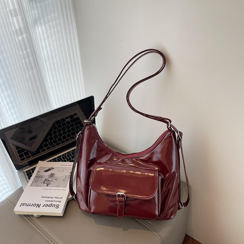 Soft Leather Tote Bag for Women 2026 Minimalist Style Large Capacity Commuter Shoulder Crossbody Bag