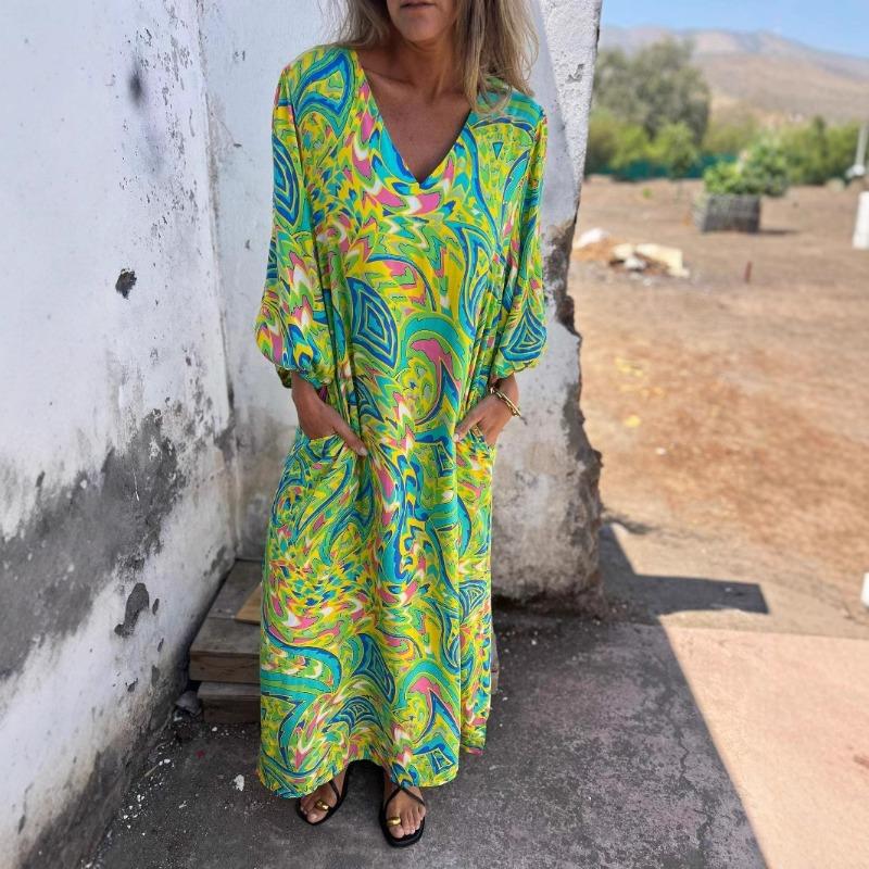 Women's Spring and Summer V-neck Fashionable Vacation Printed Dress
