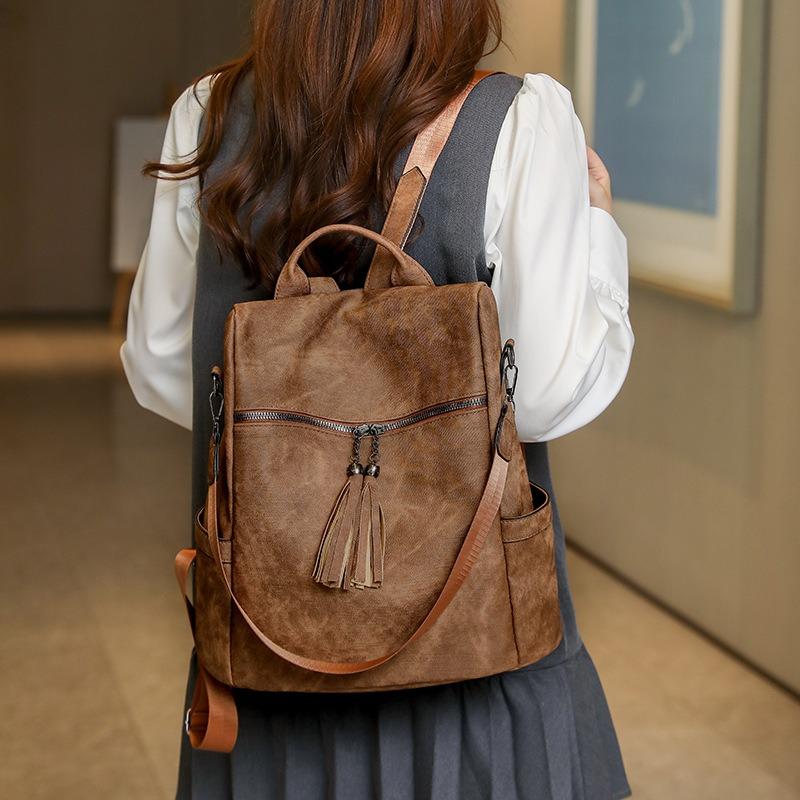 Trendy women's backpack new retro casual backpack large capacity fringed shoulder messenger bag
