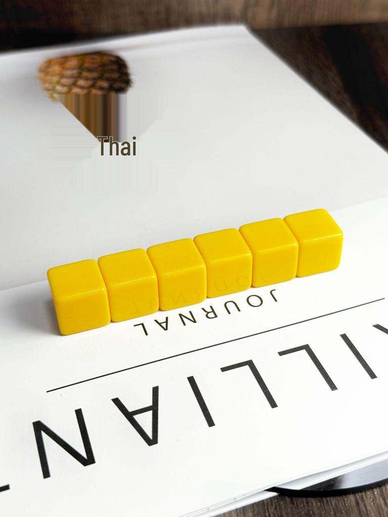 Eco-friendly 16mm Right Angle Carved Dice with Light Board Design