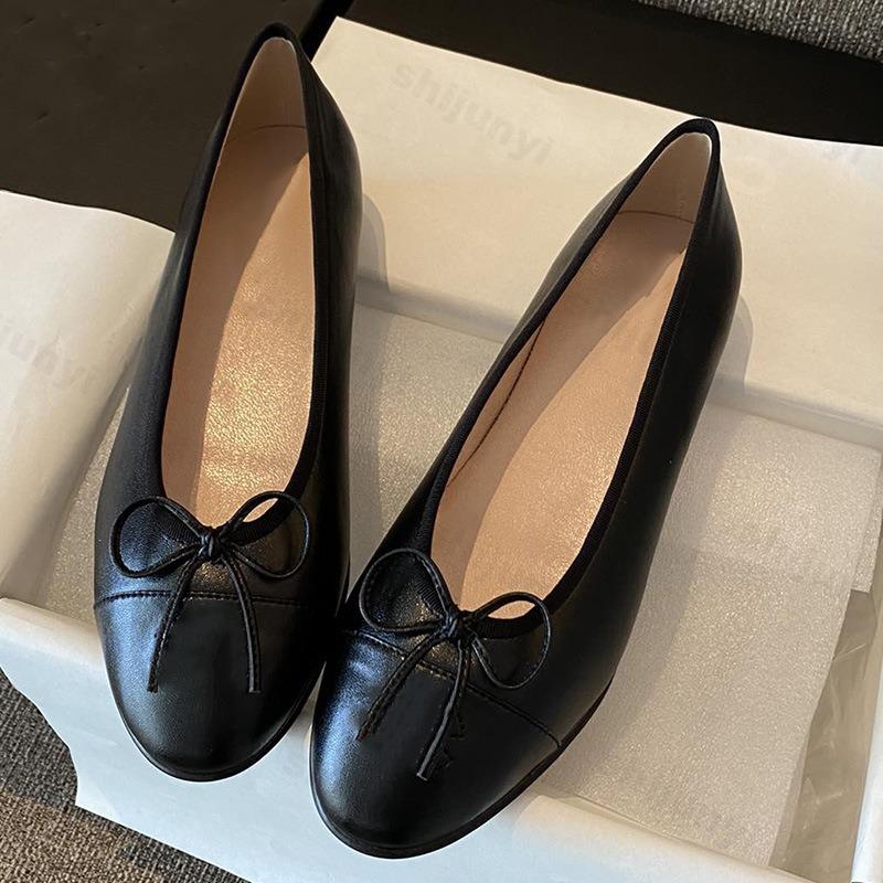 Women's Ballet Flat Shoes 2026 Spring New Round Toe French Elegance High-quality Leather Shoes Bow Comfortable Casual Shoes