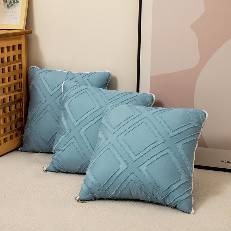 Muji Cut-Pile Velvet Foldable Pillow Blanket