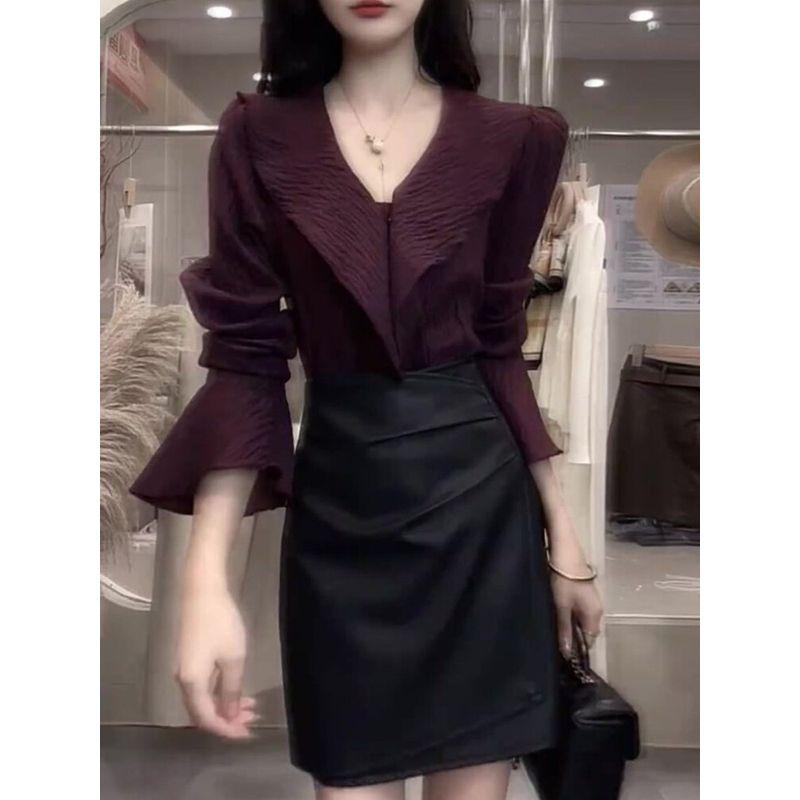 Light Mature Style V-Neck Ruffled Purple Top for Women, 2026 Autumn New Design with Bell Sleeves and Fashionable Texture