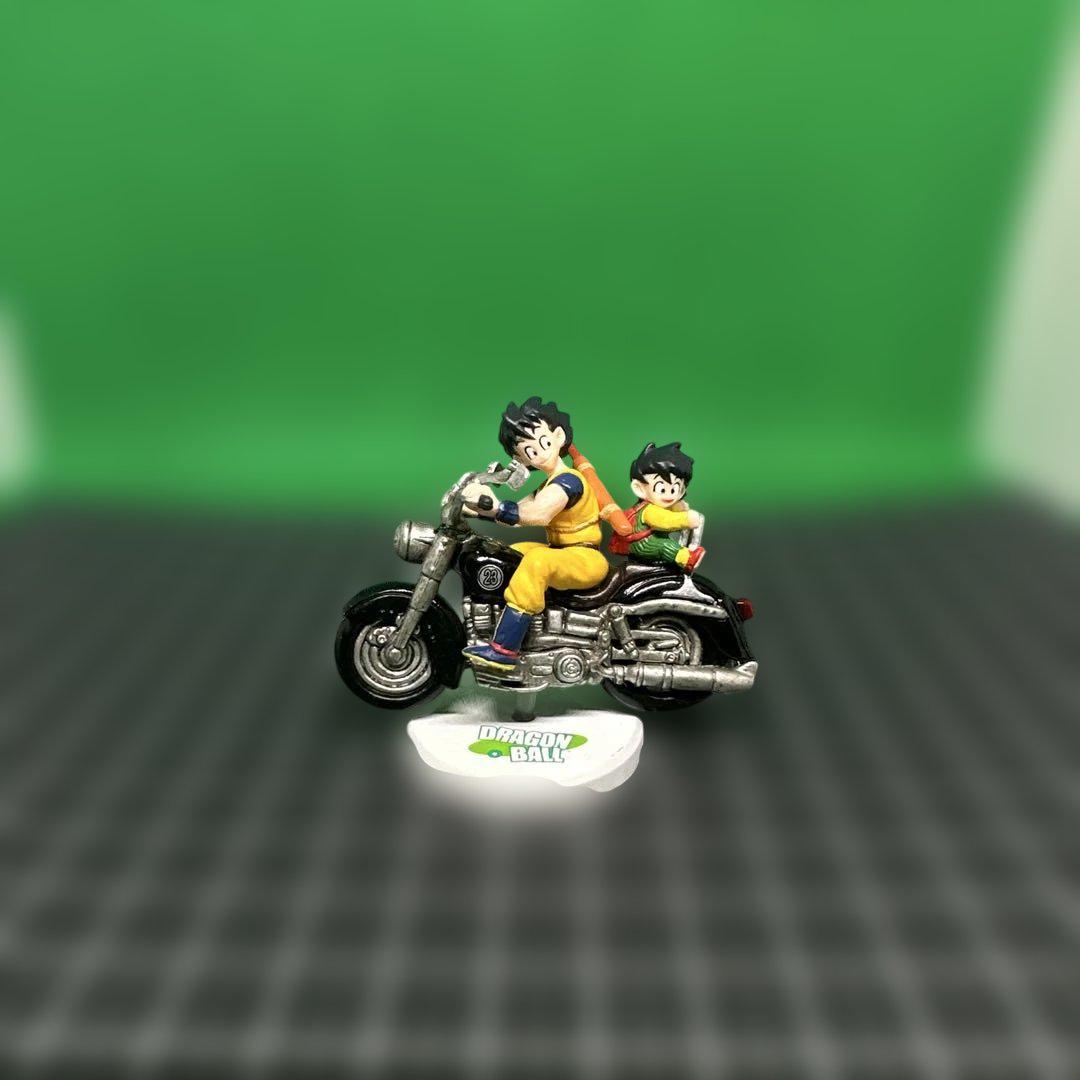 

[USED] Goku and Gohan Motorcycle Two-Seater Figure Rare Dragon Ball