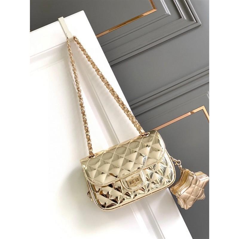 IELGY Women's Patent Leather Square Bag, Versatile Tofu Bag, High-end Silver Diamond Shoulder Chain Bag.
