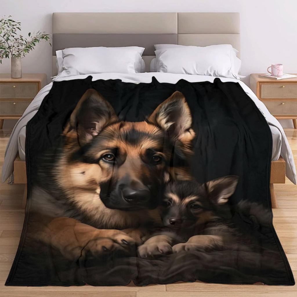 German Shepherd Pattern Flannel Blanket - Soft and warm, suitable for sofas, beds, chairs, and camping, perfect as a holiday gif