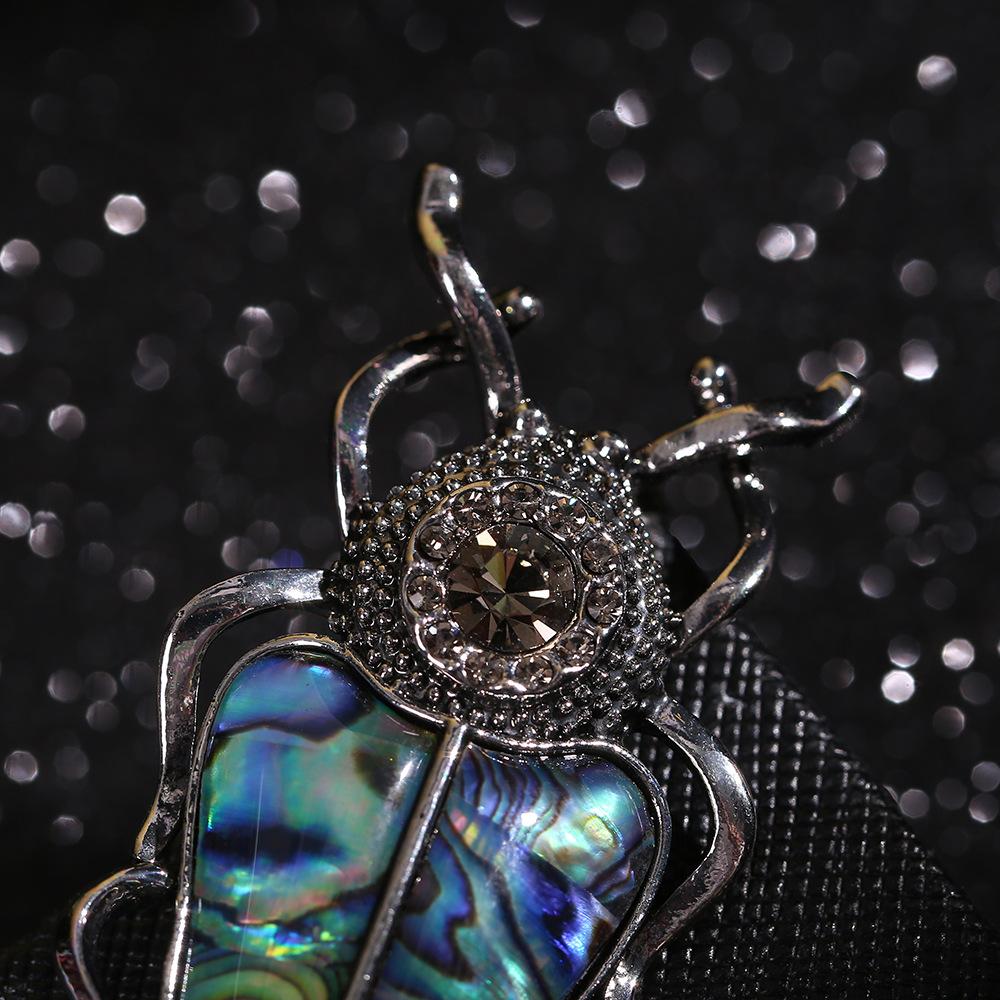 Creative Fashion Shell Design Beetle Badges Buckle For Women Men Classic Insect Series Suit Office Unisex Clothing Pins