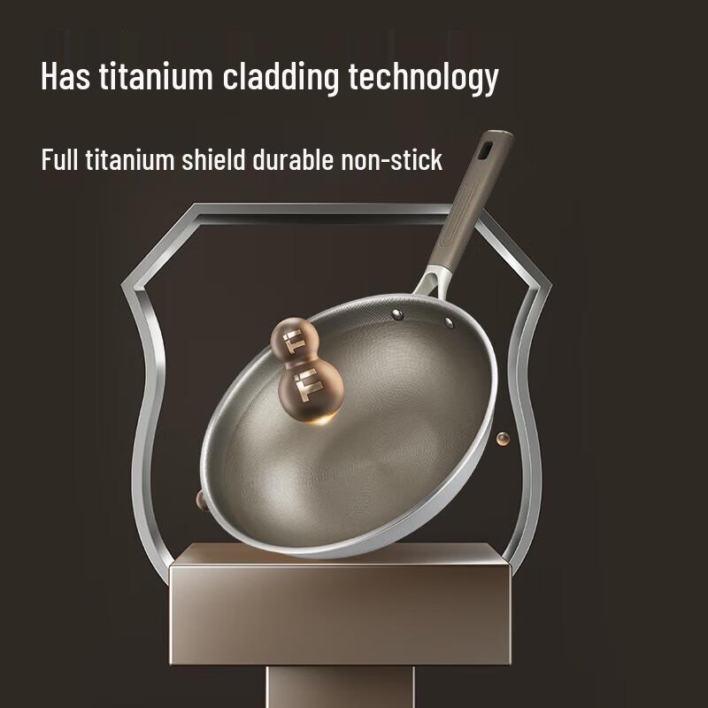 Chui Da Huang 32cm Multi-layer Titanium Non-stick Wok