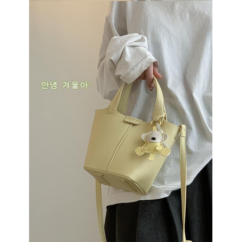 French Niche Design Handbag, Fashionable Bucket Bag, High-end Texture, Versatile Crossbody Bag