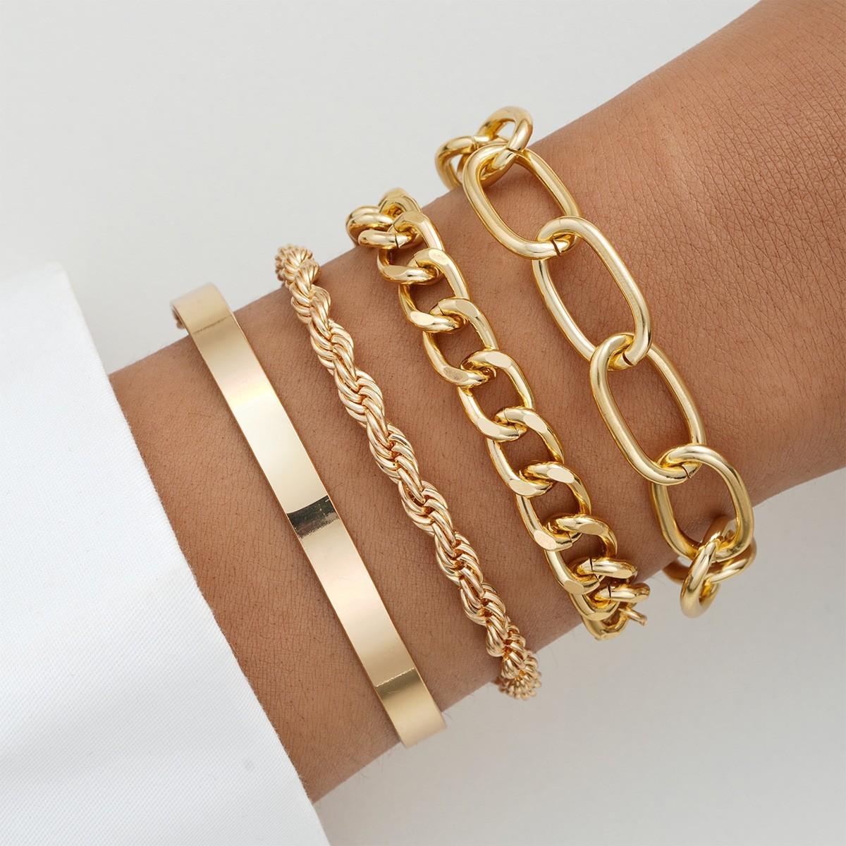 

4pcs Simple Punk Chunky Chain Bracelet Set for Women Dainty Boho Fashion Charm Bracelet Holiday Dating Gifts Daily Wear Jewelry