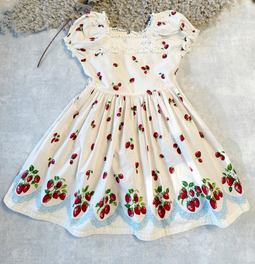 

[USED] Shirley Temple strawberry print dress size 130