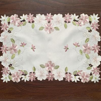 Tappetino da Tavola Ricamato Floreale in Poliestere - Stile Occidentale, Isolante e Design Traforato