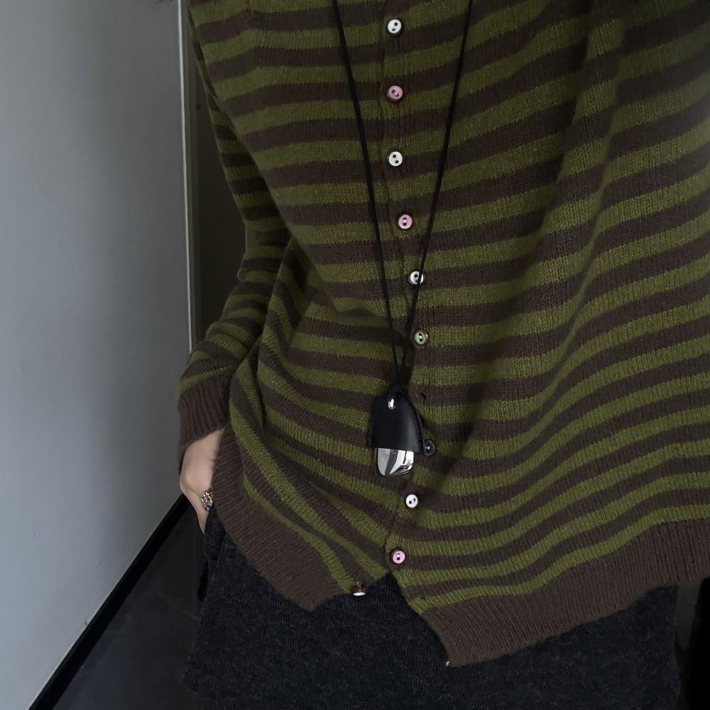 PU Leather Pinecone Pendant Necklace Long Chain Sweater Chain Fashion Rope Chain Necklace Jewelry