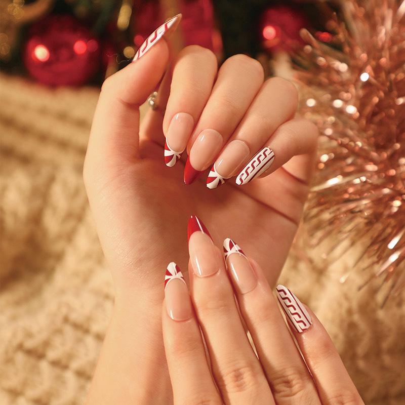 Christmas Manicure Collection: Press-On False Nails & Nail Stickers