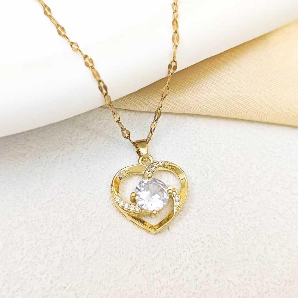 New Style Luxury Heart Shaped Diamond Micro-Pave Pendant Necklace