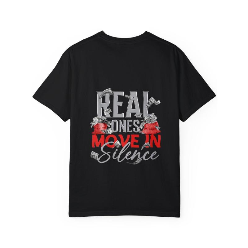White T Shirt Real Ones Move in Silence Money Bag Graphic Print Streetwear Casual Wear for Men