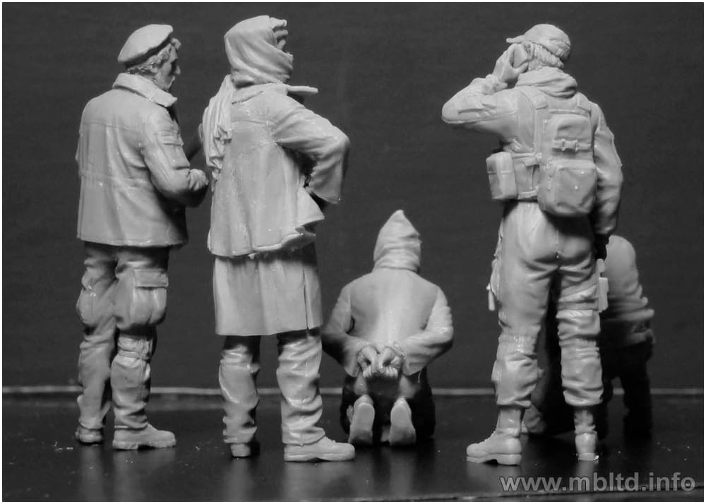 Master Box 1/35 Scale Middle Eastern Private Armed Forces POW Guard, 5 Figures, Plastic Model, MB35163