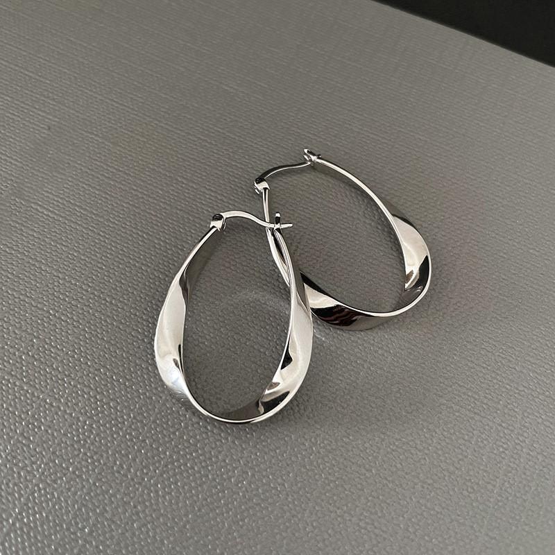 ANENJERY Metal Glossy Chunky Earrings for Women Fashion Geometric Golden Silver Color Earrings Jewelry Brincos