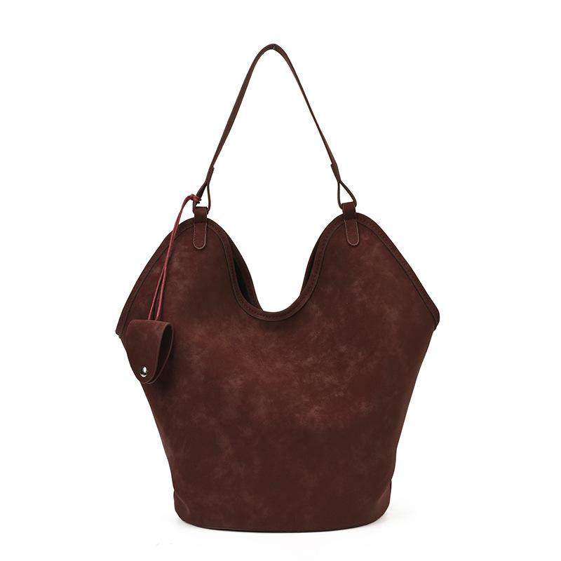 Large capacity bag women's bag 2025 new autumn and winter versatile commuter shoulder bag fashion and high sense portable tote bag