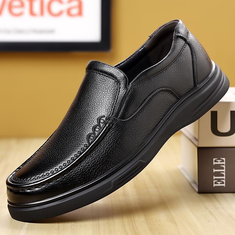 Fashion Handmade Men Flats Travel Loafers Comfy Male Moccasins Fashion Designer Slip On Boat Shoes New Genuine Leather Mens Casual Shoes