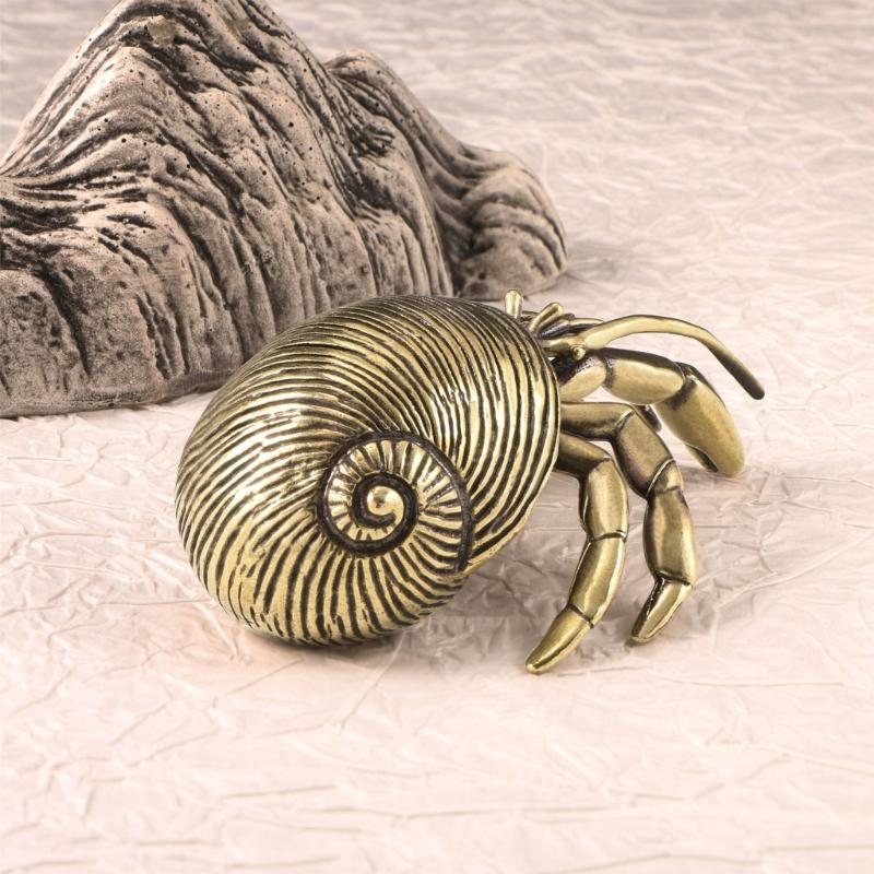 Hermit Crabs Statue Decors Animal Figurines Desk Ornament Collectible Sculpture Home Decors Accent Housewarmings Gift