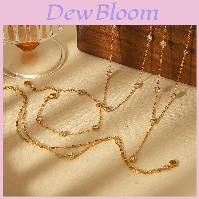 Geometric Necklace With Diamonds In 18k Gold For Women Fashion Accessory