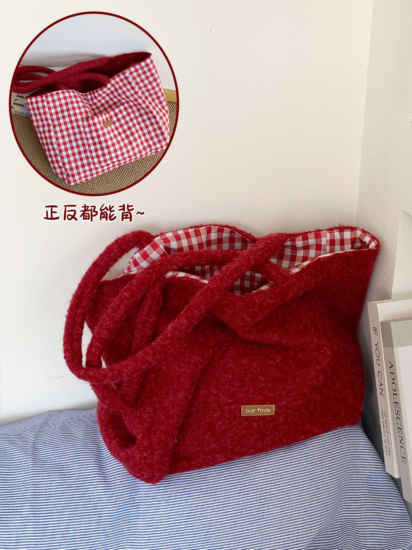

Woolen Plaid Double Sided Shoulder Bags for Women Large Capacity Ladies Soft Plush Tote Bag Autumn College Style Female Handbag красный
