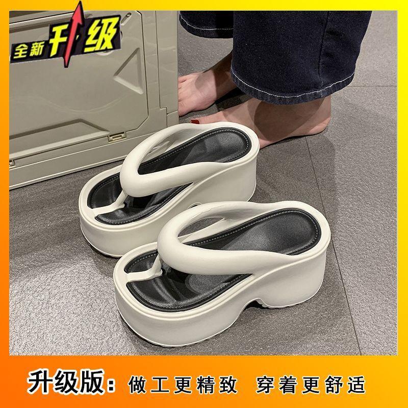 Fashion outerwear beach casual flip-flops women's 2025 summer new thick-soled heightening versatile pinch slippers women