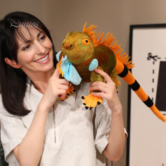 Realistic Back Spines Plush Toy Iguana Toy, 80cm Lifelike Lizard Stuffed Animal with Soft Durable Polyester Fur, Long Tail Decor, Novelty Desk