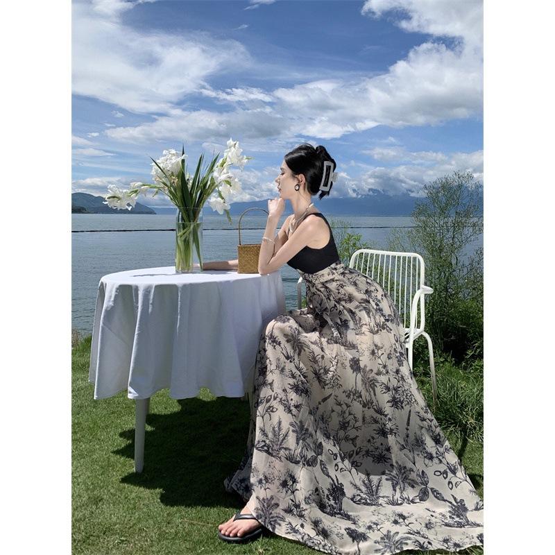 Летние женские лоскутные винтажные длинные платья с бретельками на шее XL чёрный/белый — фото 3