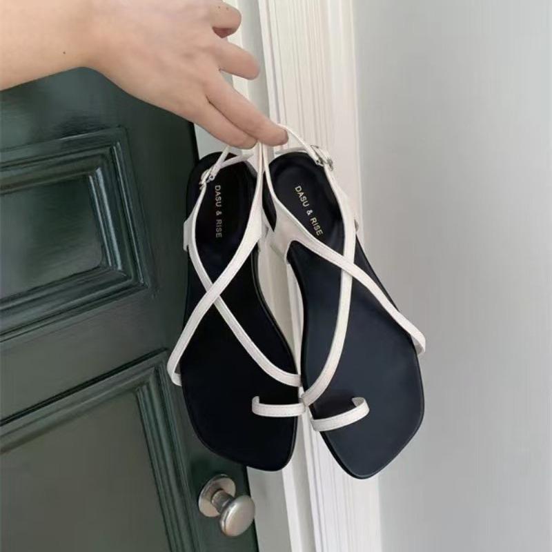 

Модный дизайн женские плоские сандалии с перемычкой для пальца, повседневная пляжная обувь для женщин, мода 2025 лето, крутые женские туфли, сандалии для женщин 35 белый