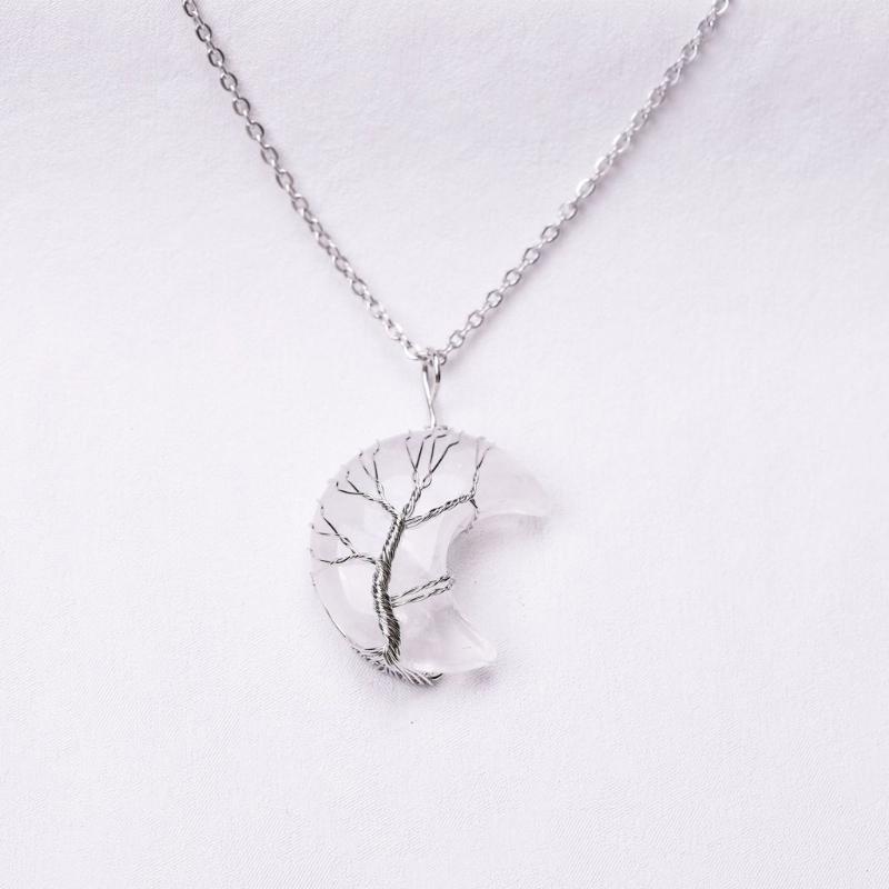 Crescent Pendant Necklace Moon Shape Crystal Necklaces for Women Men Natural Stone Collar Chain Choker Jewelry