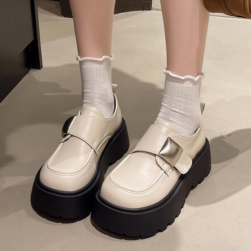 Big Head Velcro Small Leather Shoes Women's 2025 Autumn New Retro British Style Thick Sole Heightening Versatile Loafer Single Shoes