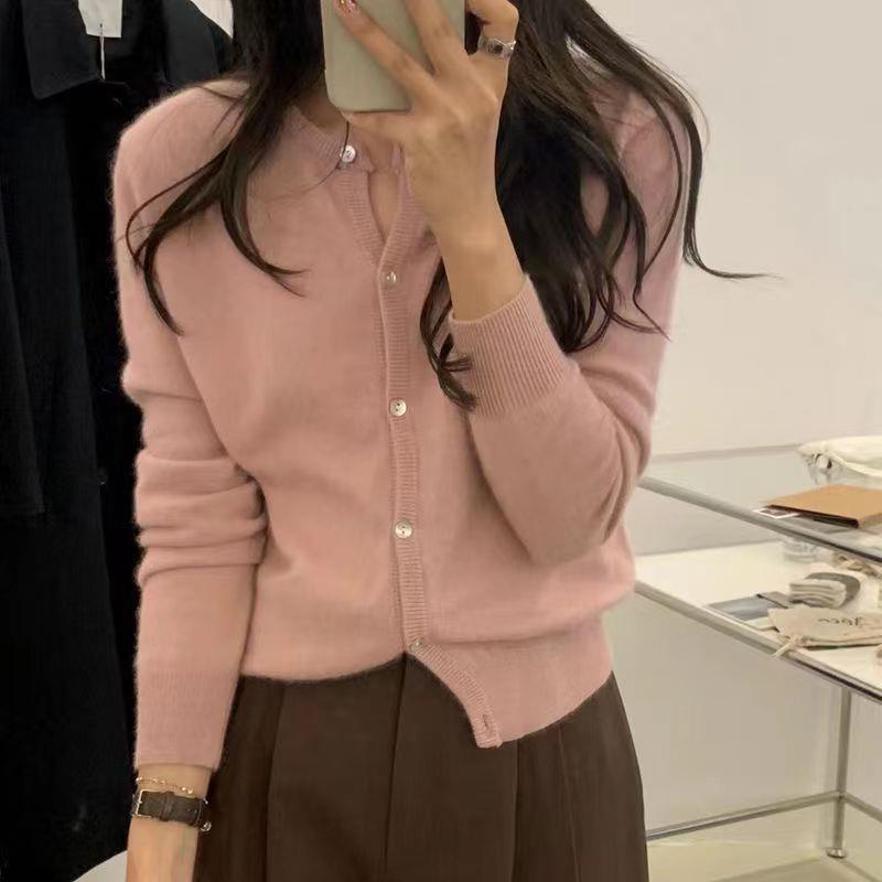 Autumn and Winter Super Fire Gentle Wind Short Coat Base with A Design Sense of Minority Raccoon Hair Knit Cardigan Sweater for Women