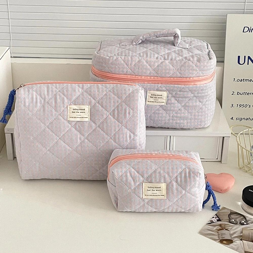 2025 New 3 Bags Set Women Makeup Bag Large Capacity Cosmetic Toiletry Storage Pouch Handbag Make Up Square Zipper Quilting Bag