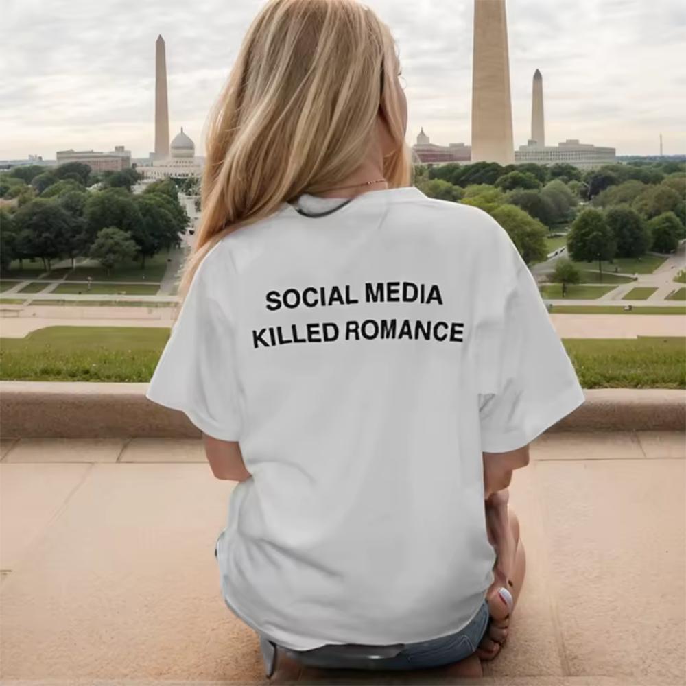 Social Media Killed Romance T-Shirt Herren Ästhetisches Valentinstags-T-Shirt mit Buchstabendruck Unisex Hochwertige Paar-Baumwoll-T-Shirts