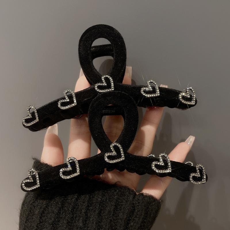 

Зажимной зажим с бриллиантами Love для женщин, осенне-зимняя супер большая шпилька для волос, совок на спине, флокированная, высококачественная заколка в виде акулы, заколка для волос, головной убор