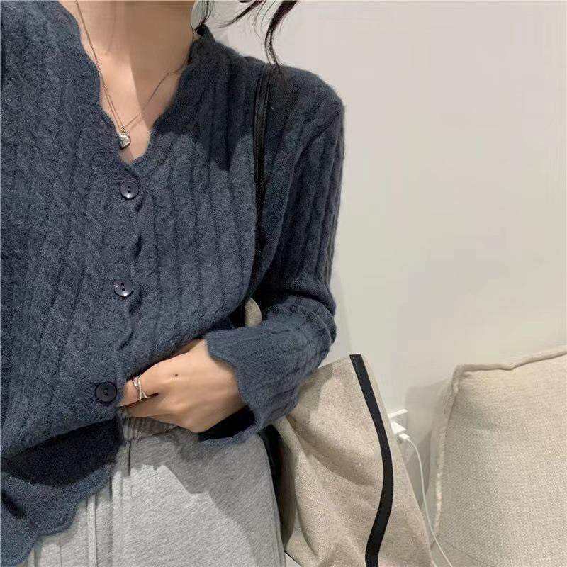 Women's Loose Cashmere Wool Cable Knit Cardigan Sweater with Round Neck
