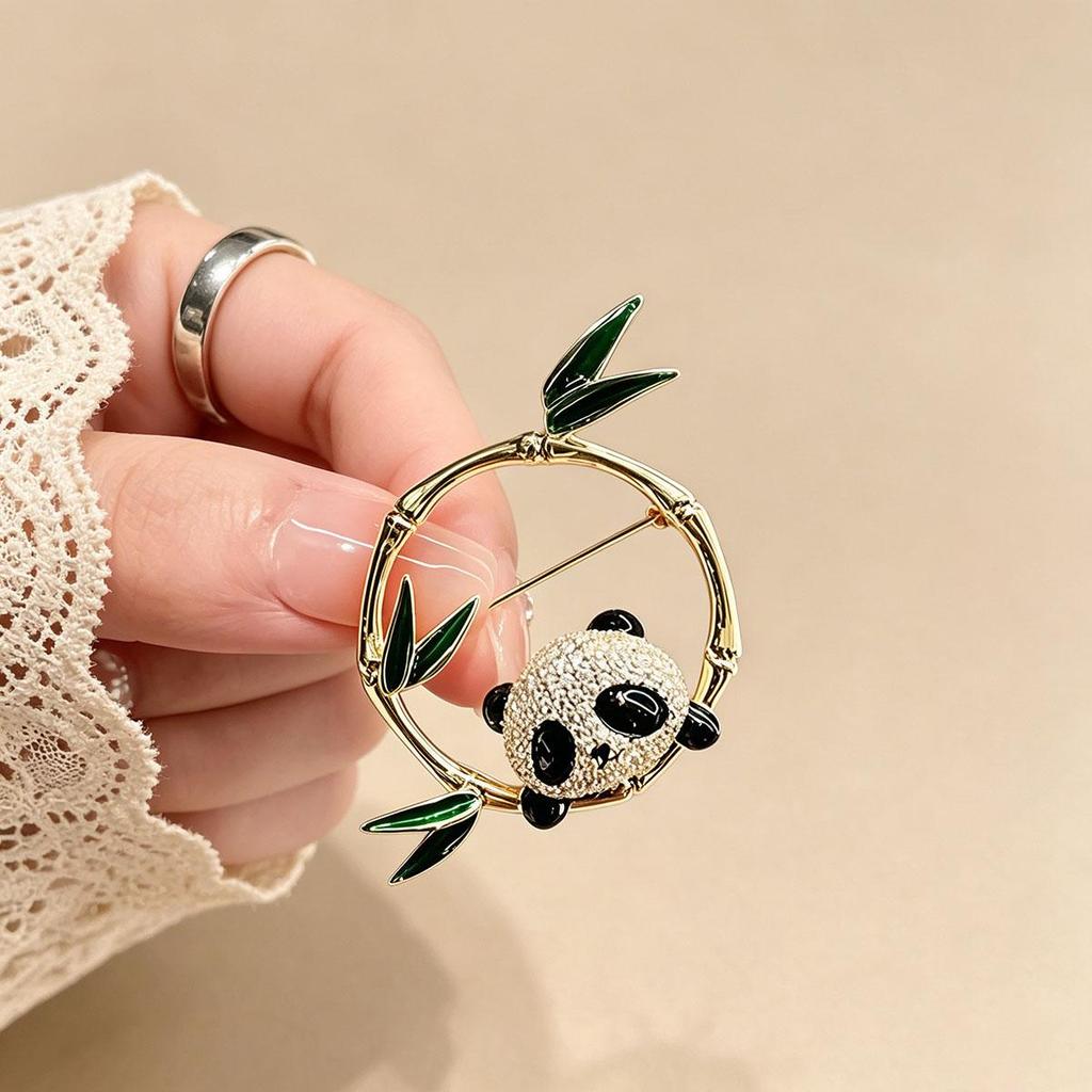 Cute New Chinese Style Panda Brooch for Women, Chinese Style Daily Bamboo Report Safety Brooch, Festival High Rise Small Exquisite Pin