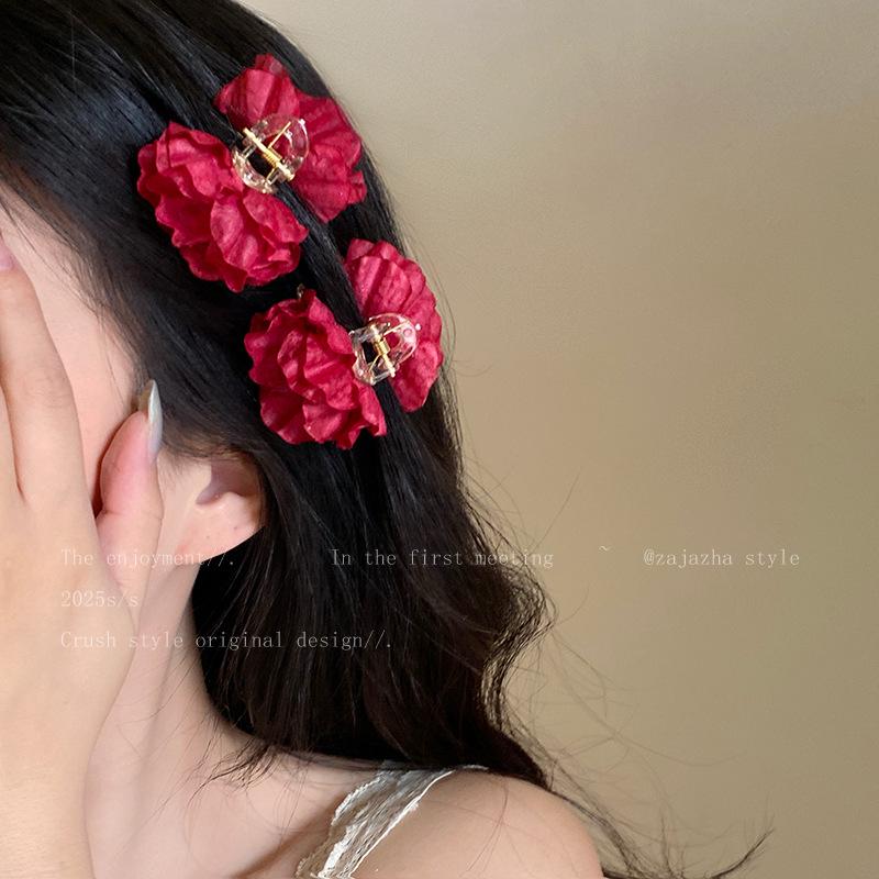 Enchanting Lily Flower Hair Clip: Elegant Shark Clip for Updos