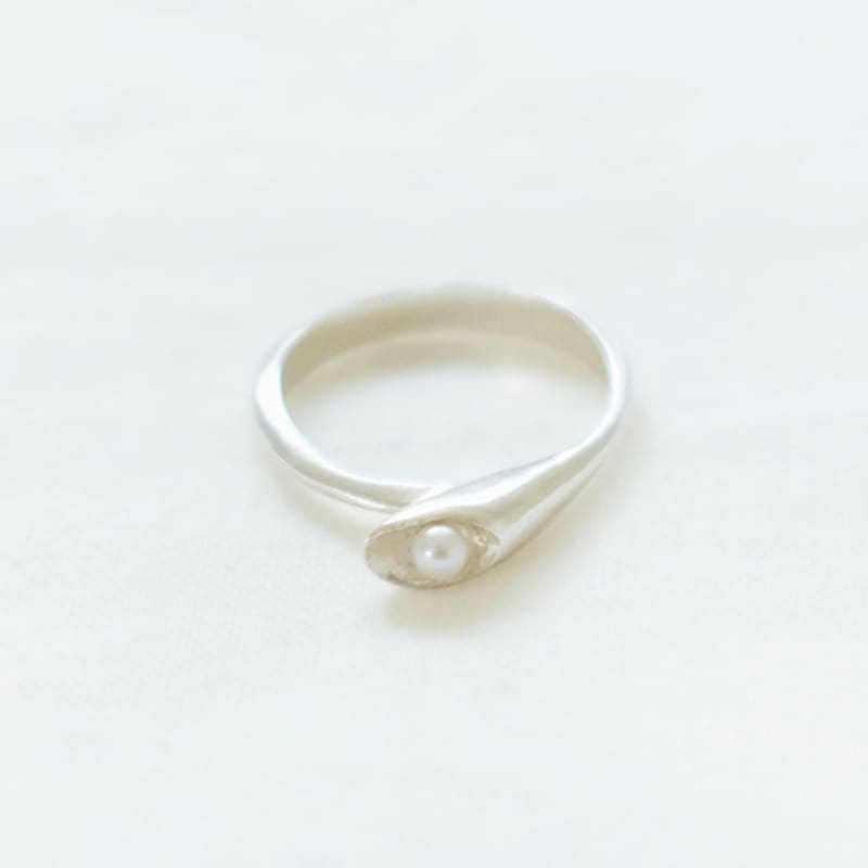 Pinaf Pearl morning glory ring