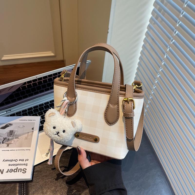 Fashion Bag Autumn New Bucket Bag Contrasting Color Retro Going Out Shoulder Bag Crossbody Women's Bag