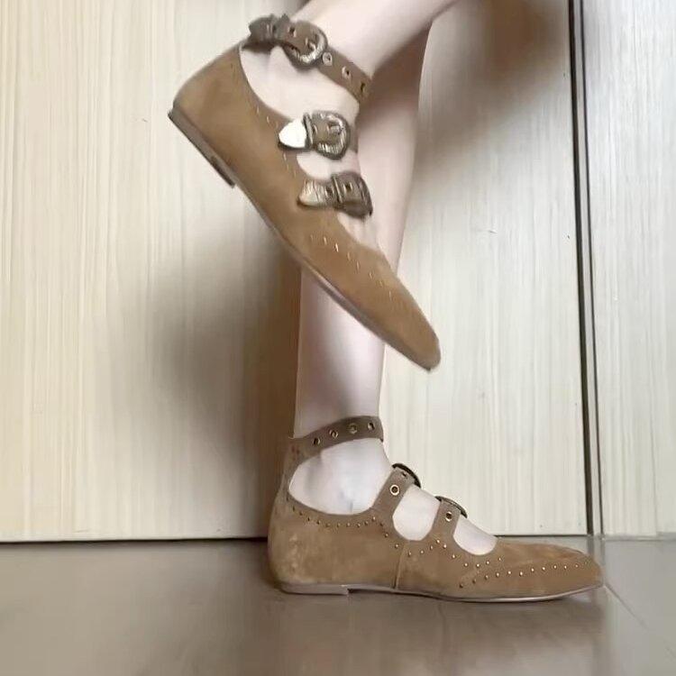 Cowhide version~ pointed flat bottom inner height increase soft leather Mary Jane shoes women's brown rivets one word with shallow mouth single shoes