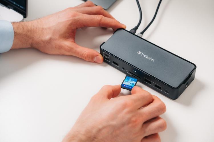 Verbatim 32171 CDS-15 USB-C Pro Docking Station 15 Ports, Grey/Black